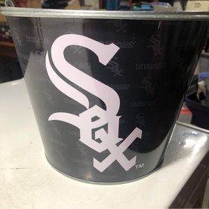 MLB Chicago White Sox Tin Bucket w/ Handle Black Licensed Baseball NEW!